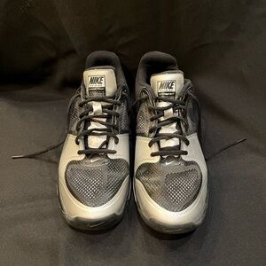 Nike Volleyball Shoes Women’s Size 12 - Used